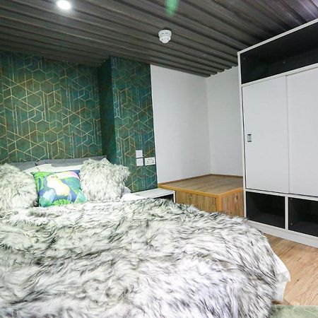 A103 Cosy City Loft Coventry Exterior photo